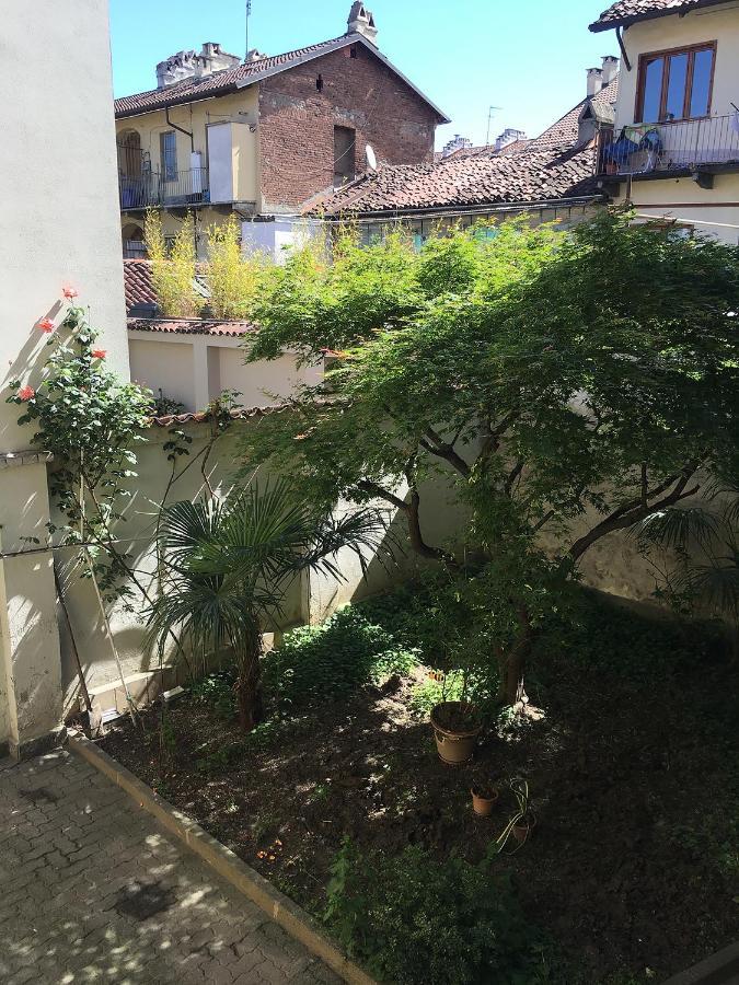 Casa Nel Borgo Vicinissima Al Centro Di Torino Apartment Exterior photo