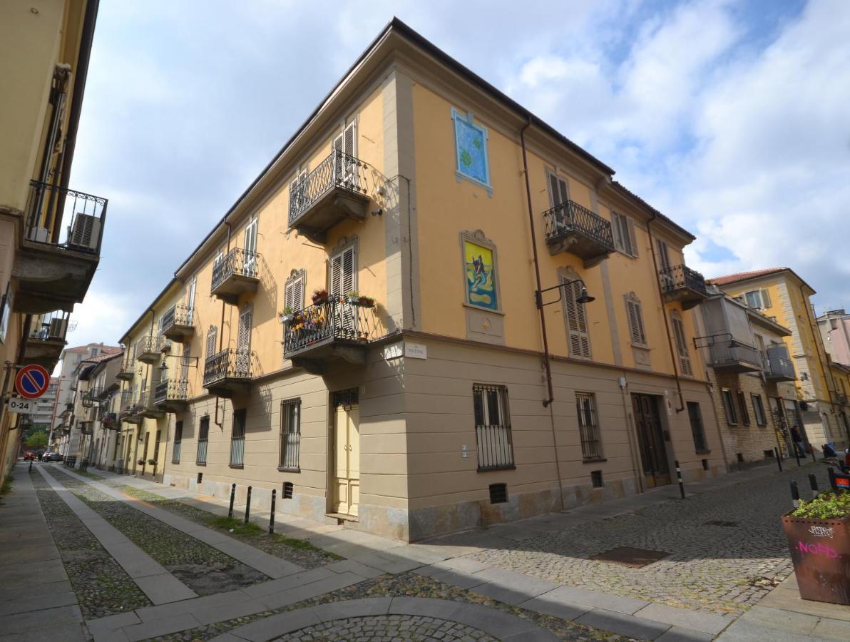 Casa Nel Borgo Vicinissima Al Centro Di Torino Apartment Exterior photo