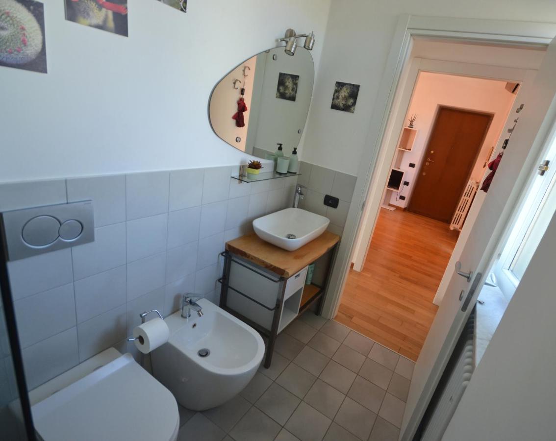 Casa Nel Borgo Vicinissima Al Centro Di Torino Apartment Exterior photo