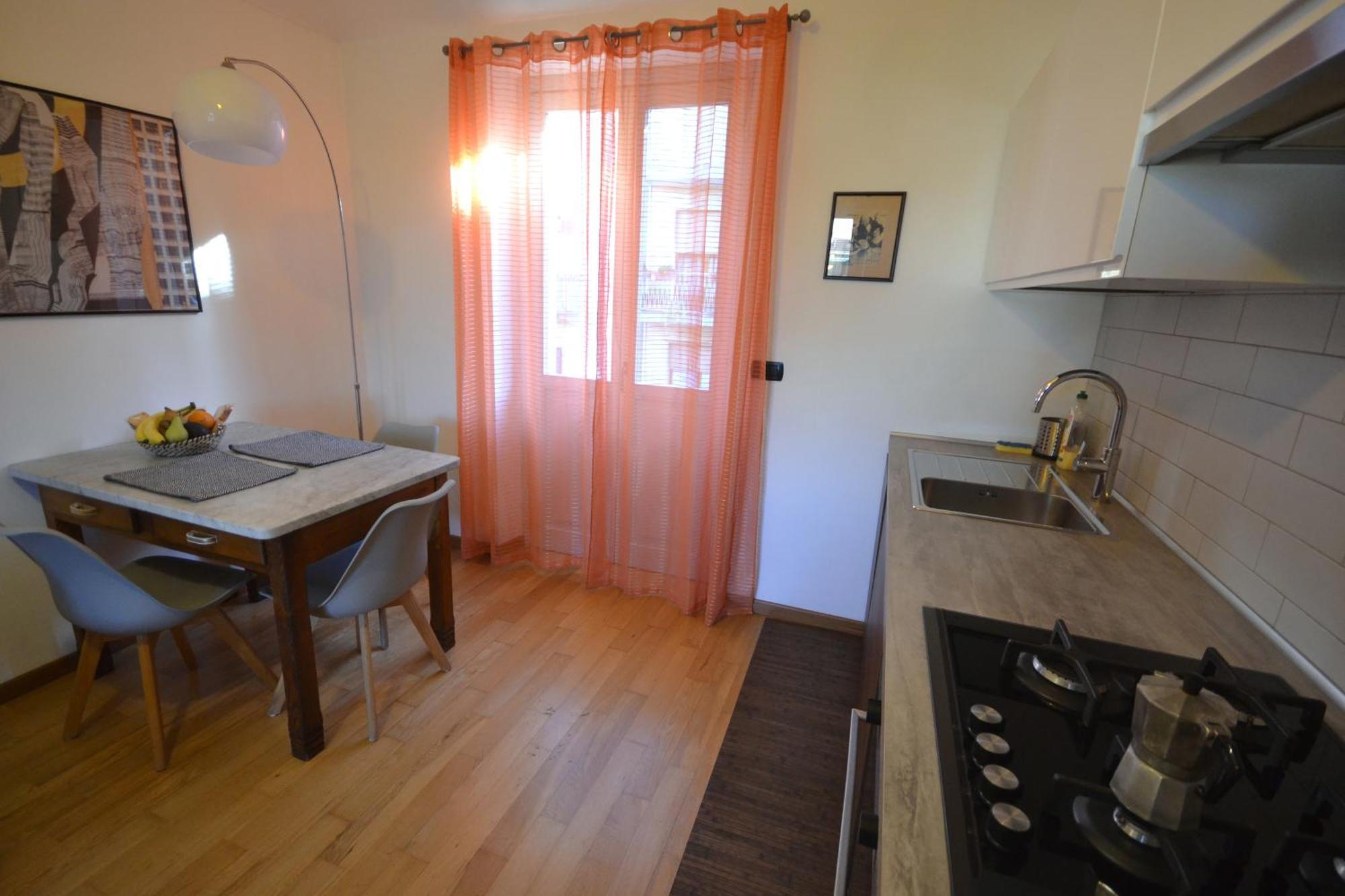 Casa Nel Borgo Vicinissima Al Centro Di Torino Apartment Exterior photo